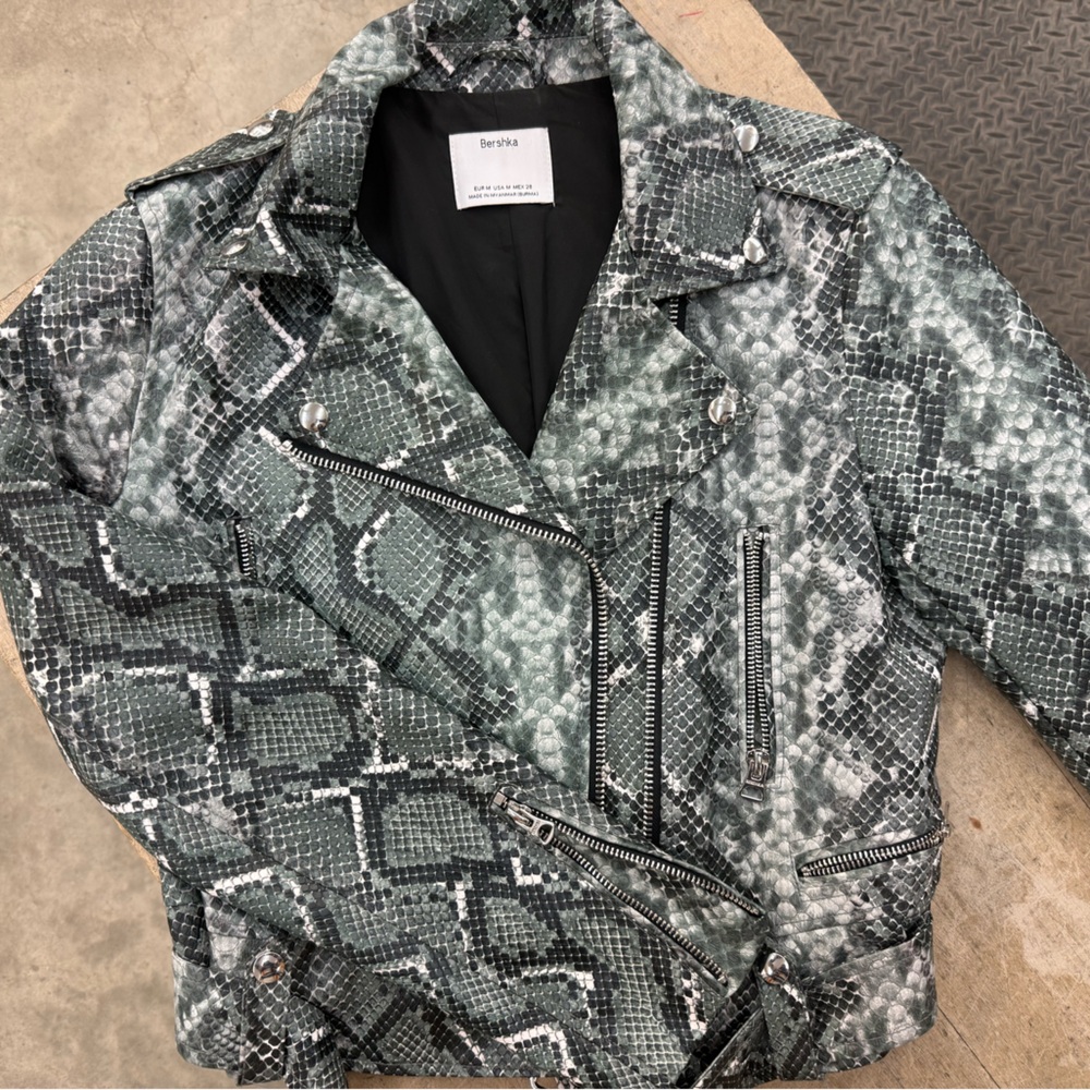 Bershka Snakeskin Leather Jacket - Black and White - Picture 7 of 8